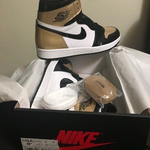 Jordan 1’s (gold toe)